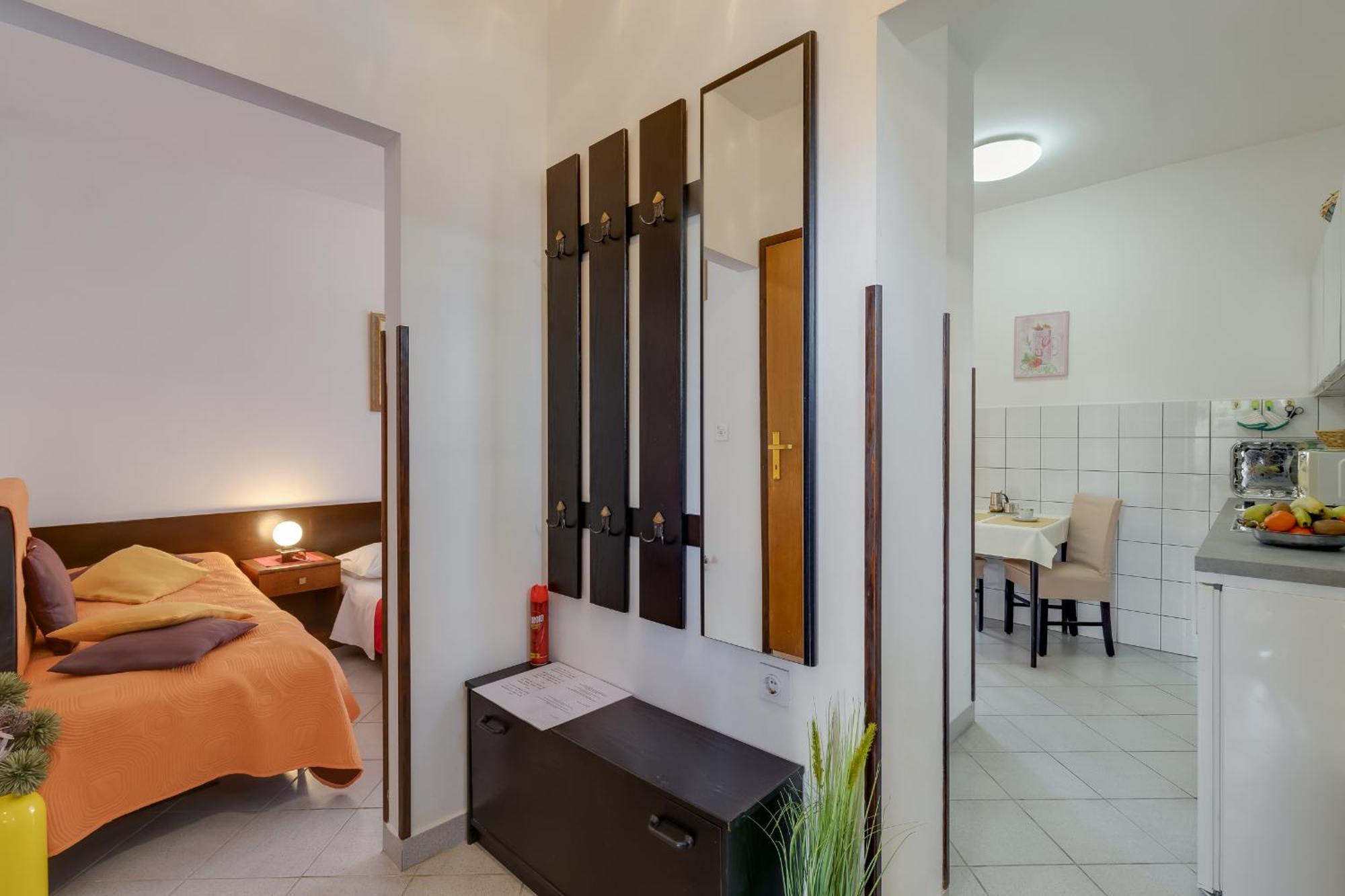 Apartment House Matosevic Porec Room photo