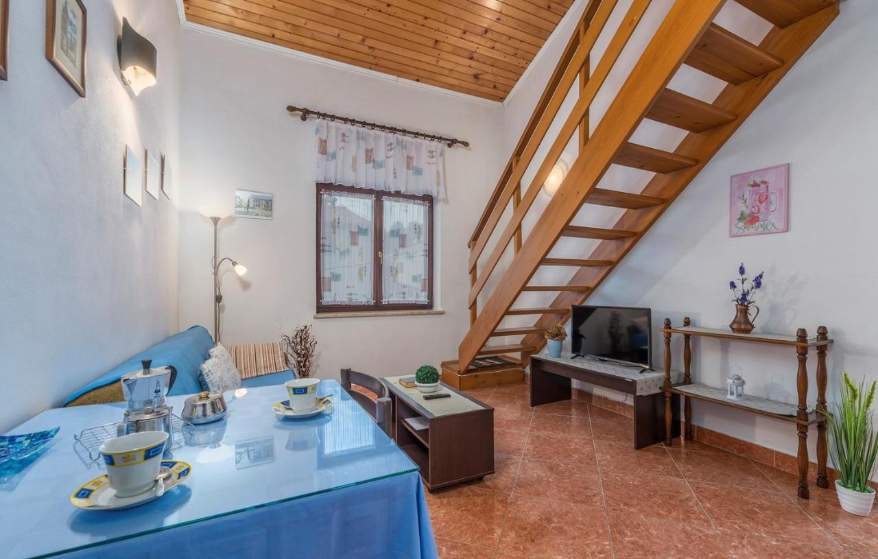 Apartment House Matosevic Porec Exterior photo